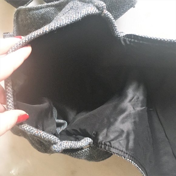 New! Jonathan Richard Ireland neutral grey & black tweed messenger bag - Picture 6 of 13